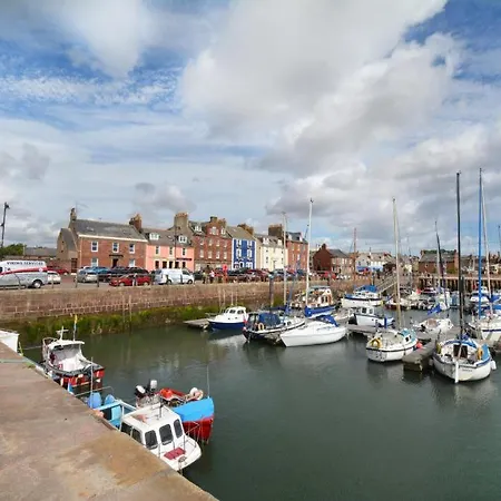 Coorie By The Coast, Direct Beach Access Getaway - Arbroath Exterior photo