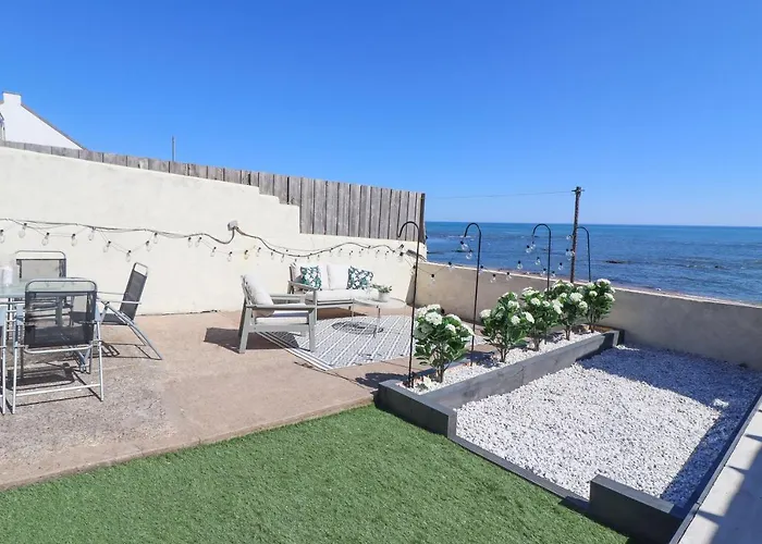 Coorie By The Coast, Direct Beach Access Getaway - Arbroath